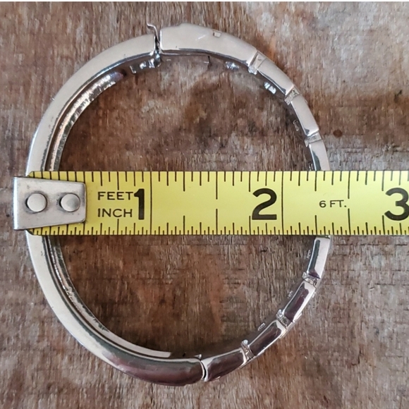 Authentic Givenchy Crystal Bracelet - Picture 6 of 8